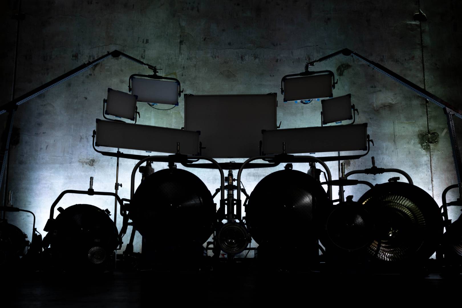 sylmar studios set lighting grip equipment in the dark 1620x1080